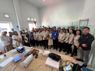 Pemkab Humbahas Gelar Kick Off Vaksinasi MR untuk Nakes