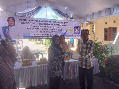Serap Aspirasi di Sungai Andai, Erni Yusnita Soroti Masalah BPJS hingga Keamanan Lingkungan