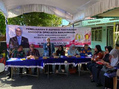 Warga Telawang Keluhkan Jalan Rusak hingga Distribusi Air, Anggota DPRD Banjarmasin Janjikan Solusi