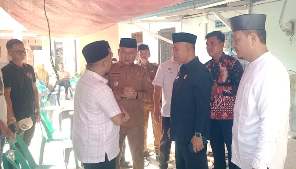 Wabup Asahan Takziah ke Rumah Duka Tokoh Pemuda