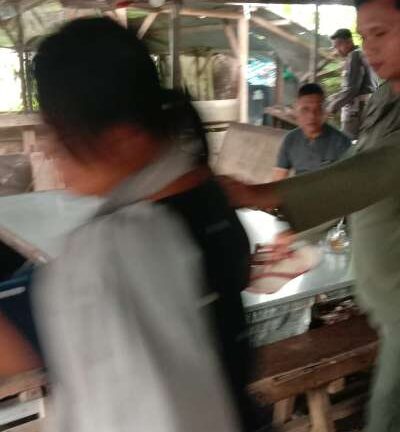 Satpol PP Balangan Amankan ODGJ di Kawasan Warkop Al Akbar secara Humanis