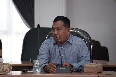DPRD HSS Pertanyakan Kelanjutan Pembebasan Lahan Jembatan Daha