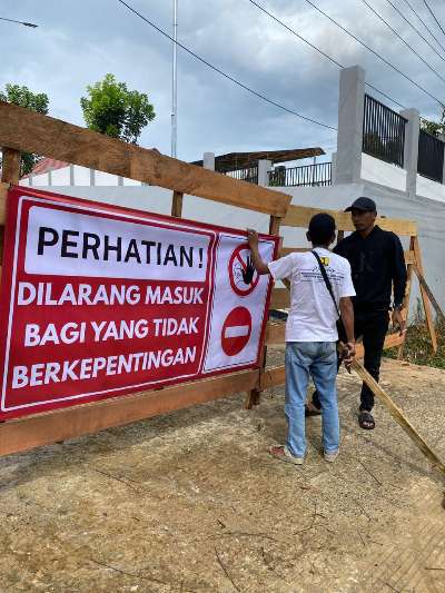 Antisipasi Aktivitas Negatif, Dinas PUPR Perkim Balangan Pasang Pagar Pengaman di Istana Anak Yatim
