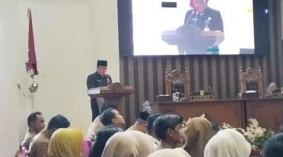 Pemkab dan DPRD Tanah Bumbu Bahas Raperda Perizinan Berbasis Risiko