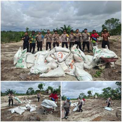 Sukseskan Program Asta Cita, Personel Polsek Sepang Bantu Tabur Pupuk