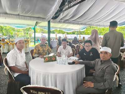 Anggota DPRD Balangan Supianor Hadiri Open House Iduladha di Kediaman Bupati