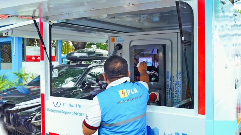 PLN Kenalkan Inovasi SPKLU Mobile Emergency untuk Pengguna EV