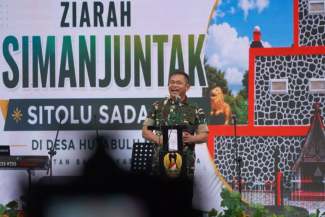 KASAD Gelar Kunker dan Bawa Program Air Bersih dan Bantuan Sosial, Kepala Daerah Danau Toba Perkuat Sinergi Pembangunan