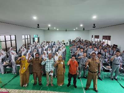 Sosialisasi Pancasila di Tabalong, Anggota DPRD Kalsel Firman Yusi Gelar Aksi Tanam Pohon