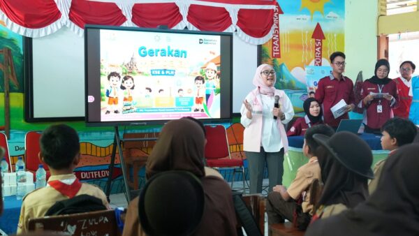Srikandi PLN Goes to School, Bawa Edukasi Kelistrikan yang Dekat dengan Anak