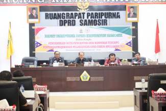 Pemkab Samosir Pertahankan WTP, Ranperda APBD 2025 Diserahkan ke DPRD