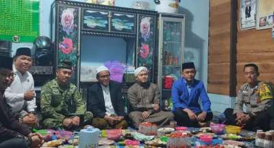 HUT ke-18 Desa Gunung Raya, Anggota DPRD Tanah Bumbu Usulkan Jaringan Internet
