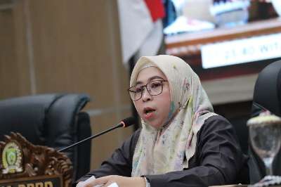 Ketua DPRD Balangan Linda Wati Pimpin Kesepakatan KUA-PPAS