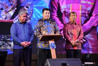 Vandiko Dorong Danau Toba Miliki Opera House