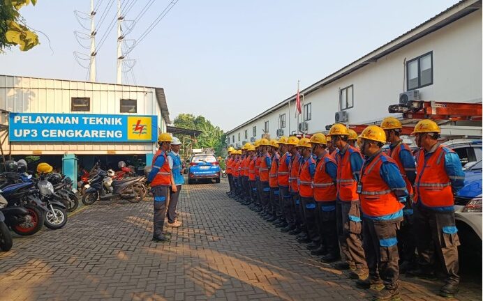 Budaya Safety First Jadi Pondasi Keandalan Listrik, PLN UP3 Cengkareng Perkuat Kesiapan Petugas Sebelum Bertugas