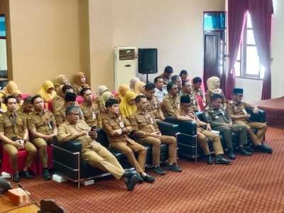 Pemkab Tanah Bumbu Jawab Pandangan Fraksi Soal Raperda