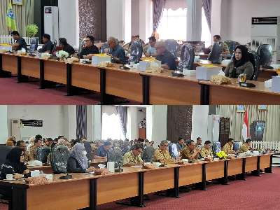 Banggar DPRD HSS dan TAPD Bahas KUA-PPAS 2027