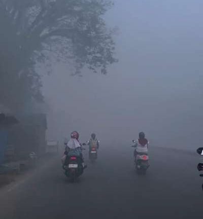 Kabut Asap Pekat Karhutla Selimuti Banjarbaru Jarak Pandang 5-10