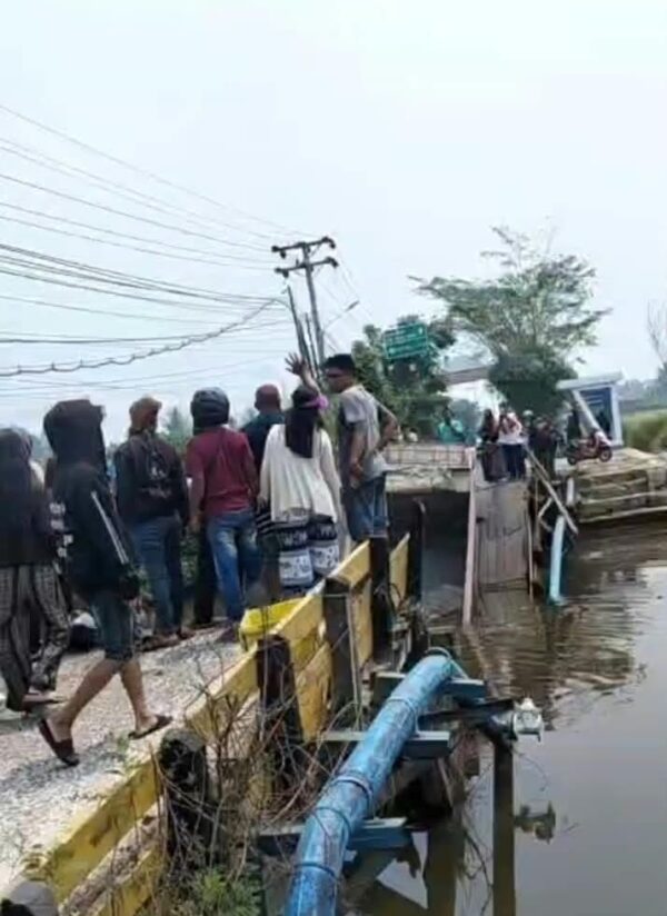 Jembatan Mantuil Ambruk HM Ridho Desak Pembangunan Jembatan Darurat