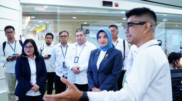 Staf Khusus Wakil Presiden Tinjau Keandalan Distribusi Listrik dan Layanan PLN 123
