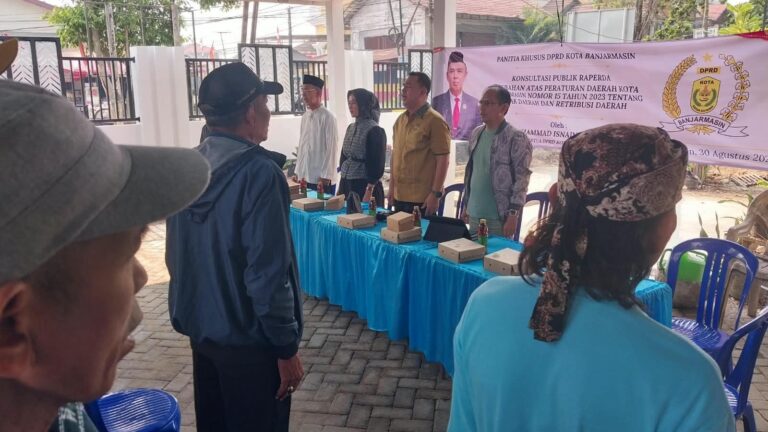 DPRD Banjarmasin Gelar Konsultasi Publik Raperda Pajak Retribusi