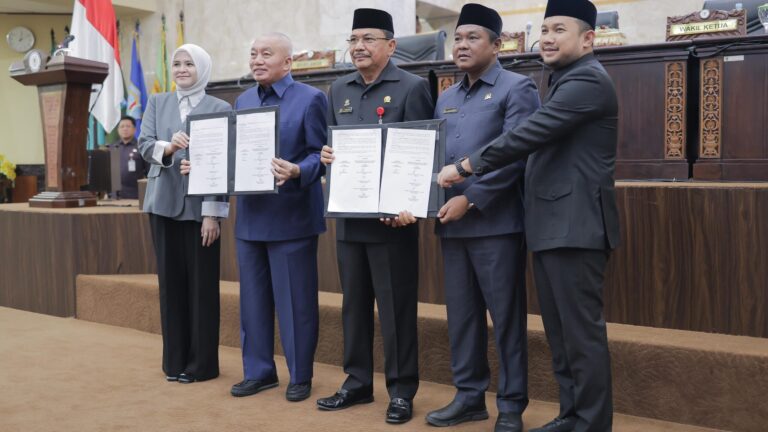 DPRD Kalsel Setujui Raperda Perubahan APBD 2026
