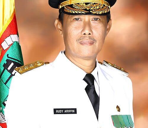 Hj Mariana Kenang Persahabatan Erat