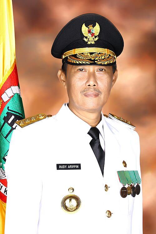Hj Mariana Kenang Persahabatan Erat