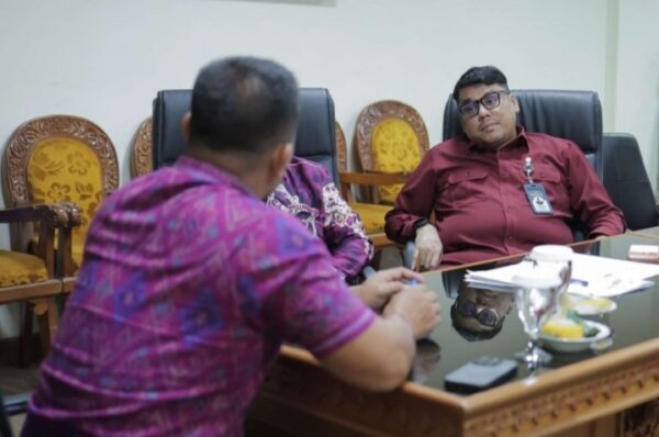 Adopsi Aturan Bali, BK DPRD Kalsel Wacanakan Berbaju Adat