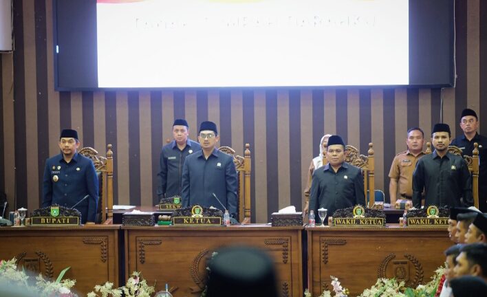 DPRD dan Pemkab Tanbu Sahkan RPAPBD 2026