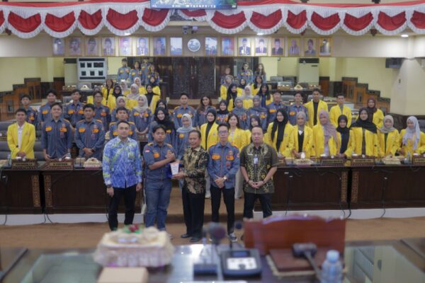 Ketua DPRD Kalsel Supian HK Terima Kunjungan Legislative Tour