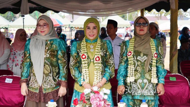 Sri Huriyati dan Linda Wati Dukung MTQ XIX Balangan