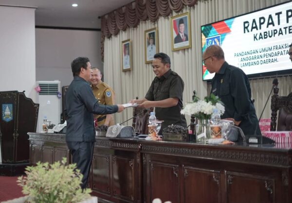 DPRD dan Pemkab HSS Bahas Ranperda APBD