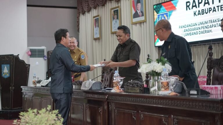 DPRD dan Pemkab HSS Bahas Ranperda APBD