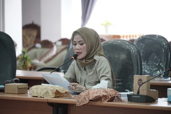 Komisi III DPRD HSS Bahas Perda Pajak dan Retribusi Daerah